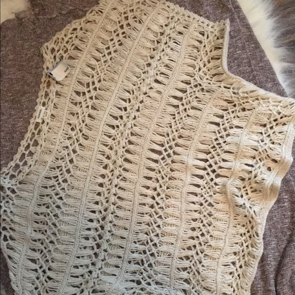 Top - Picture 2 of 3